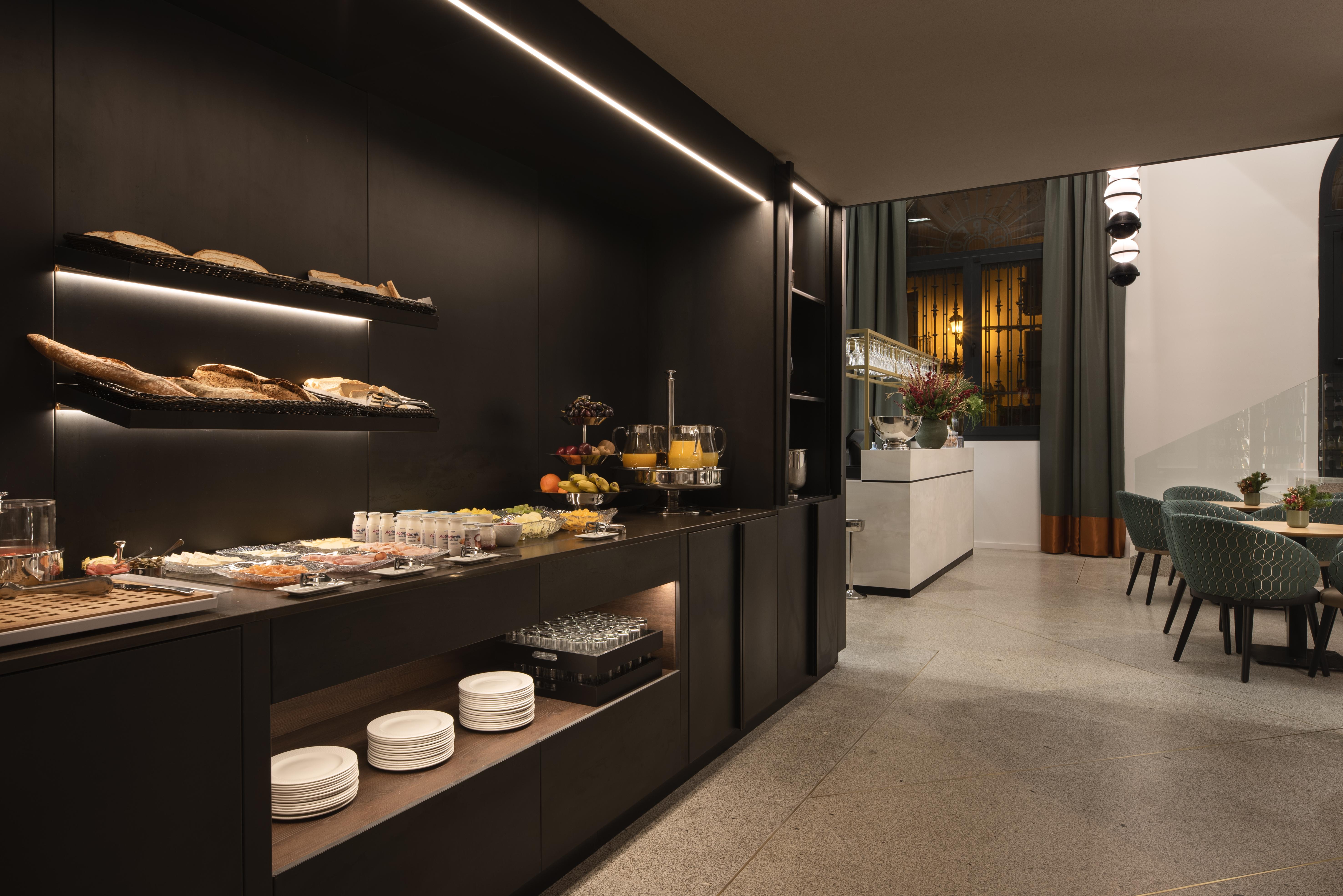 Hotel Aurea Palacio De Correos By Eurostars Company